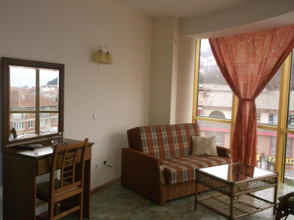 Montenegrin Inn Ohrid Bilik gambar